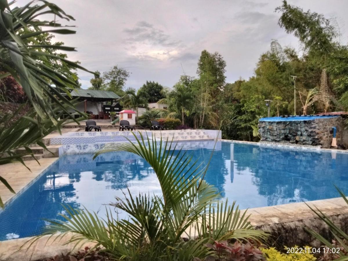 Отель Casa De Robles Tanay Rizal Экстерьер фото