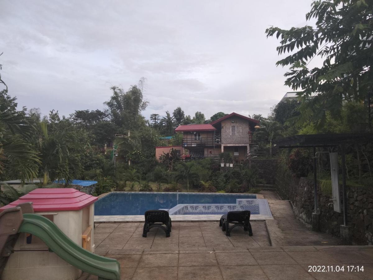 Отель Casa De Robles Tanay Rizal Экстерьер фото