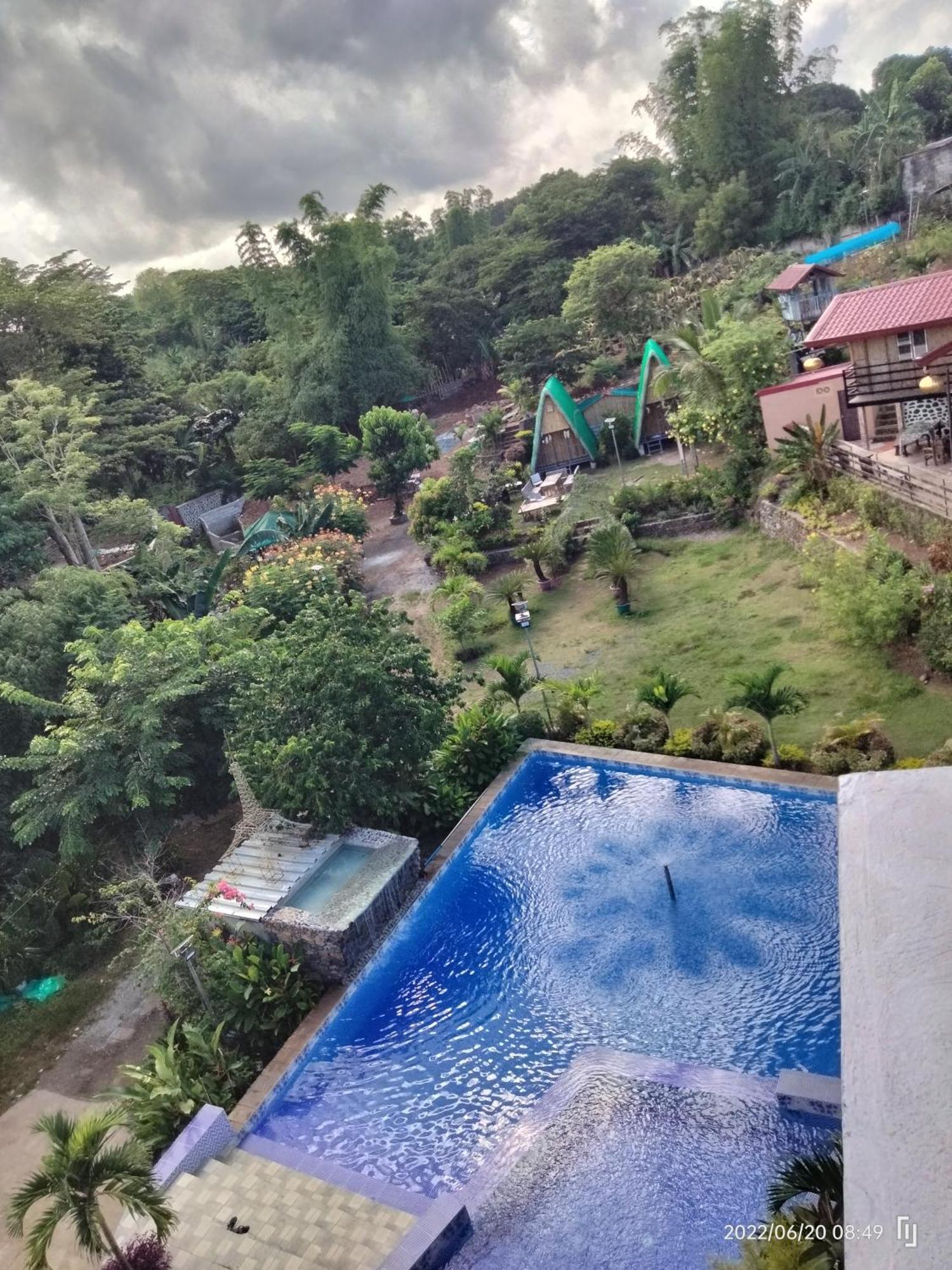 Отель Casa De Robles Tanay Rizal Экстерьер фото