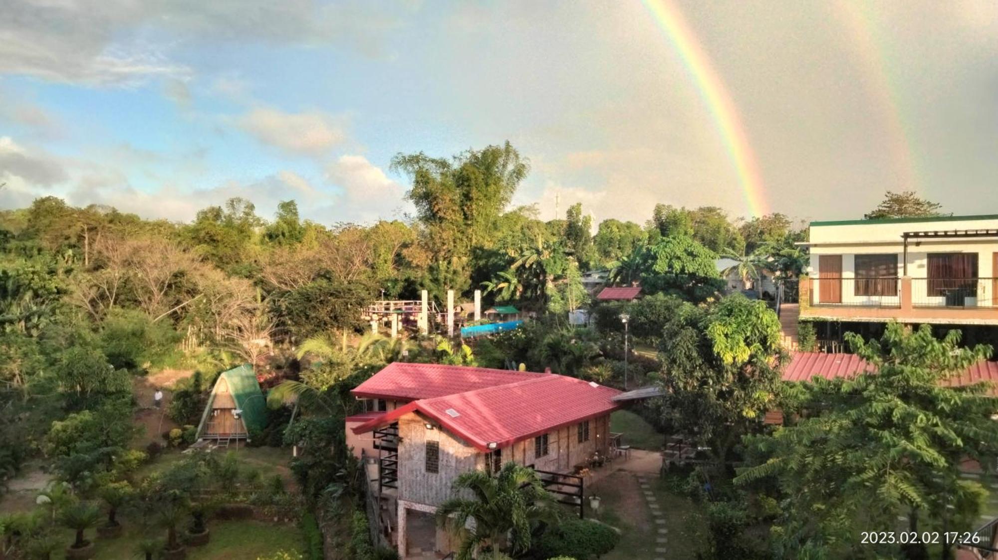 Отель Casa De Robles Tanay Rizal Экстерьер фото